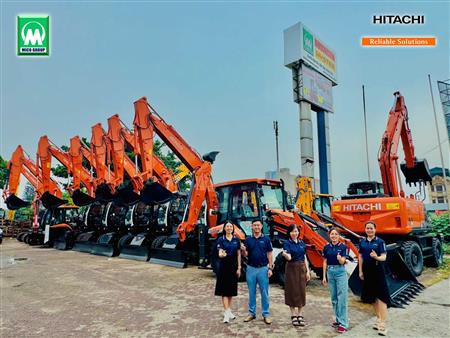 Máy xúc đào liên hợp Hitachi Shinrai Power BX100 tại kho MICO GROUP