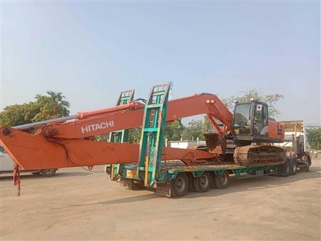 Máy đào bánh xích cần dài Hitachi ZX240LC-5G H18