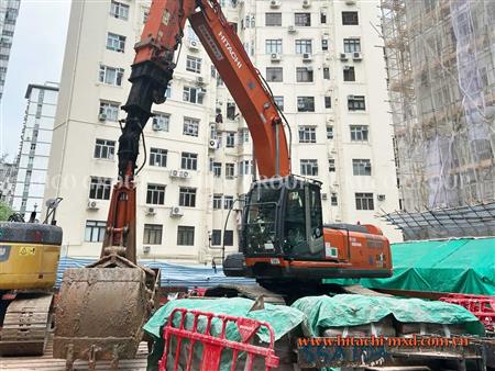 Máy đào gầu ngoạm cần thụt thò Hitachi ZX330LC-3 đã qua sử dụng