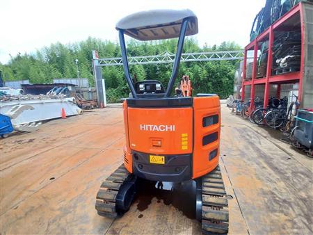 Máy đào mini Hitachi ZX20U-5A 2 tấn