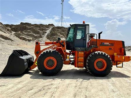 Máy xúc lật Hitachi 17 tấn ZW220-5A