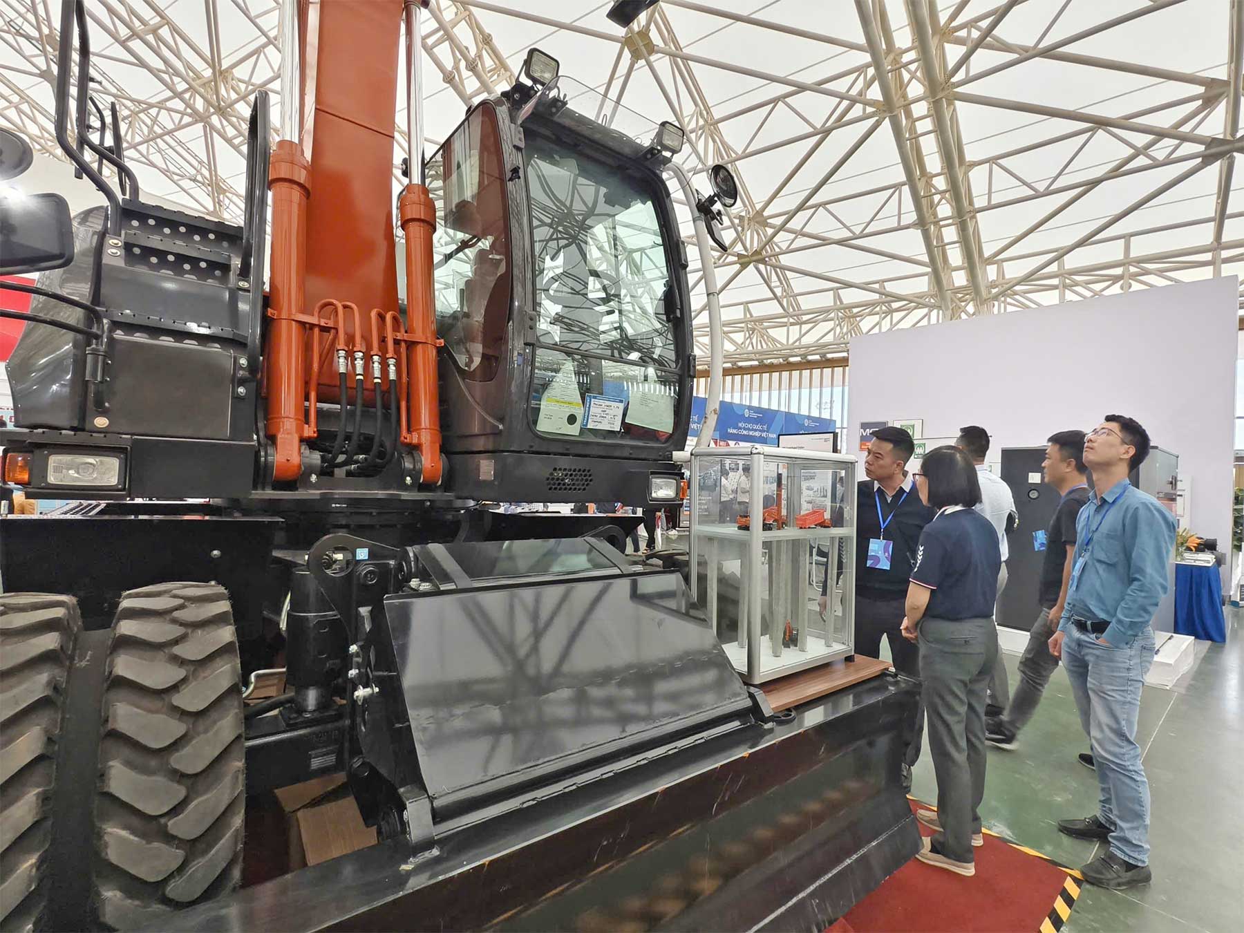 MICO GROUP mang đến Triển lãm VRT&CON'2025 một số thiết bị HITACHI nổi bật 