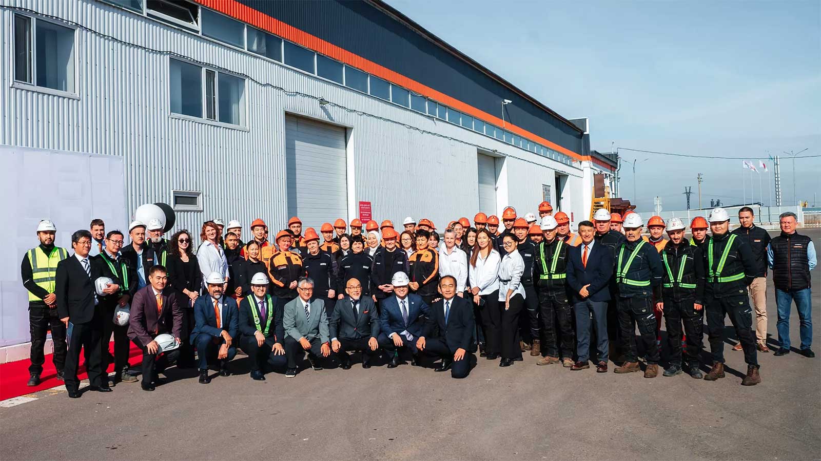 Lễ khánh thành Nhà máy sản xuất linh kiện máy móc khai khoáng tại Kazakhstan