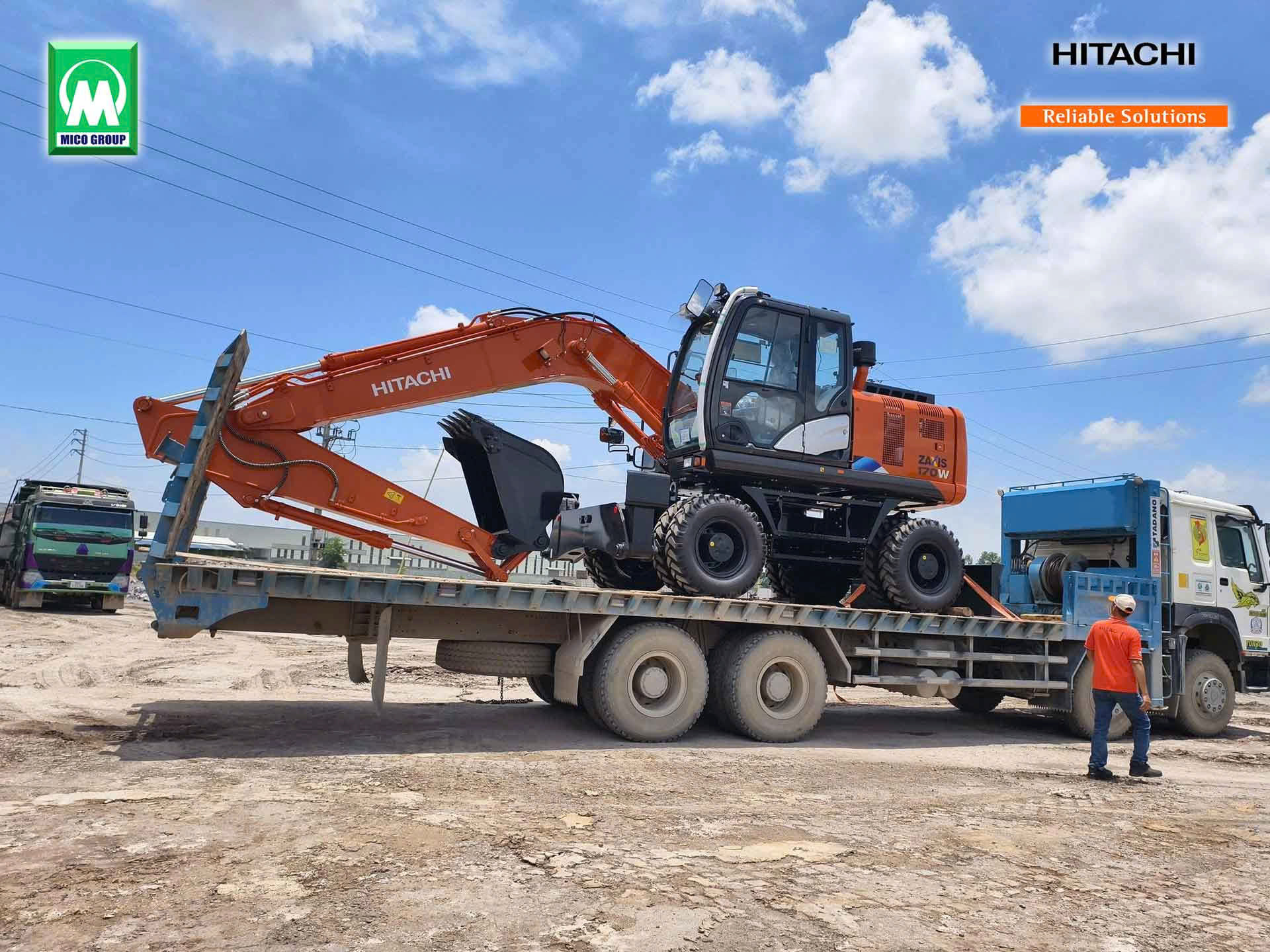 Hitachi ZX170W-5A đã vận chuyển đến công trường của khách hàng