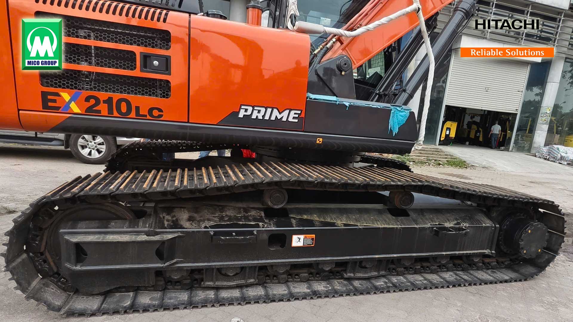 Máy xúc đào Tata Hitachi EX210LC Prime